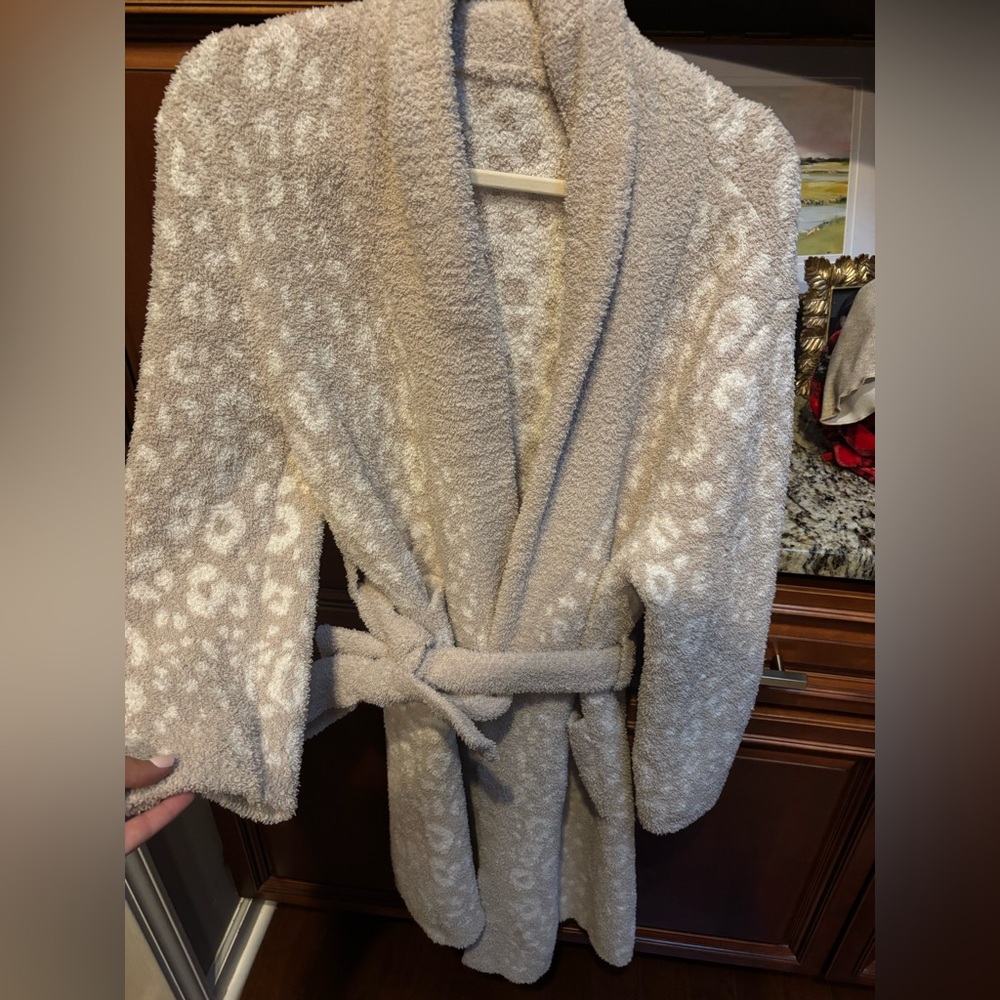 Cozy Leopard Print Bathrobe